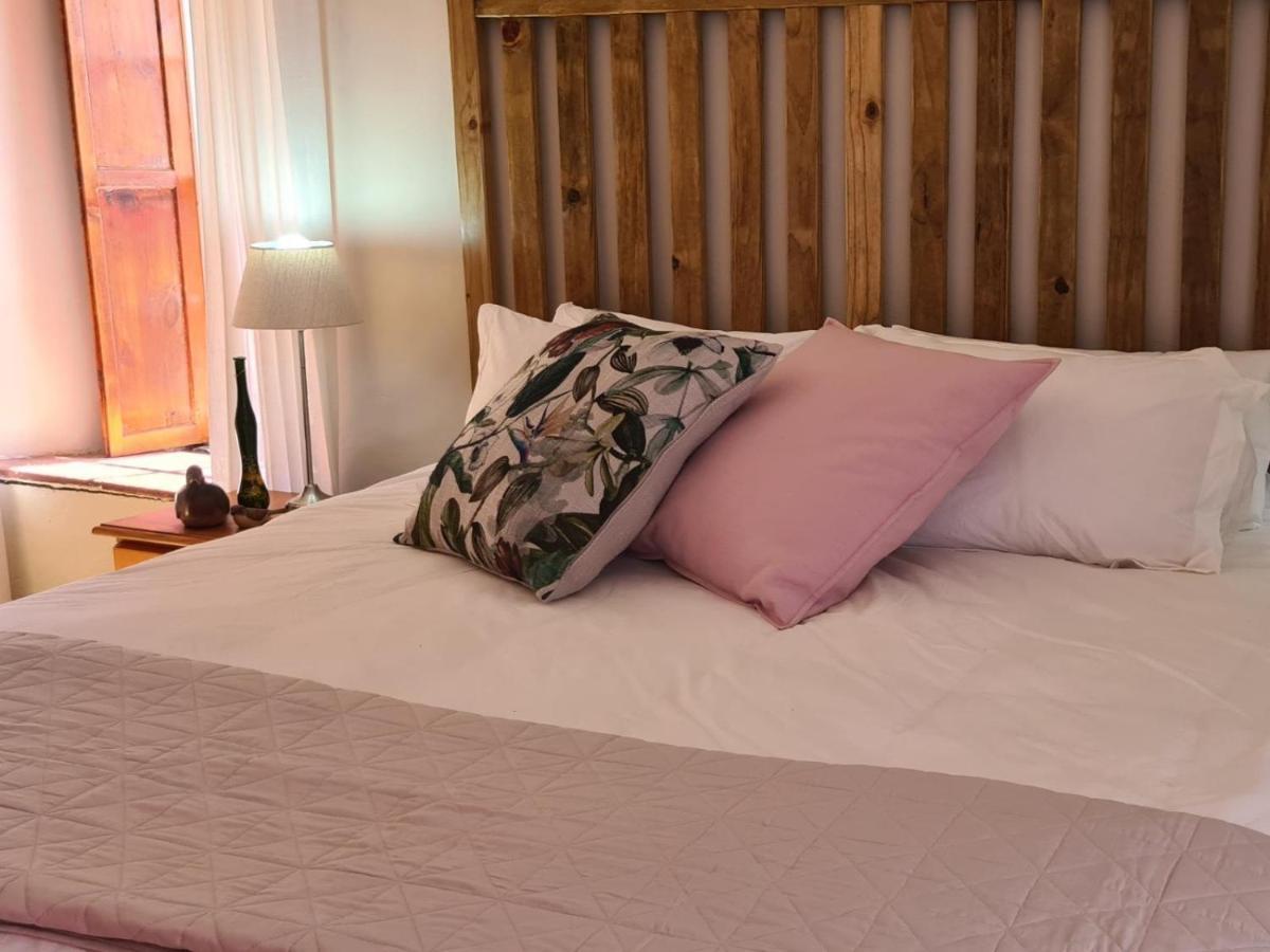 The Restio Country Guesthouse Napier Room photo